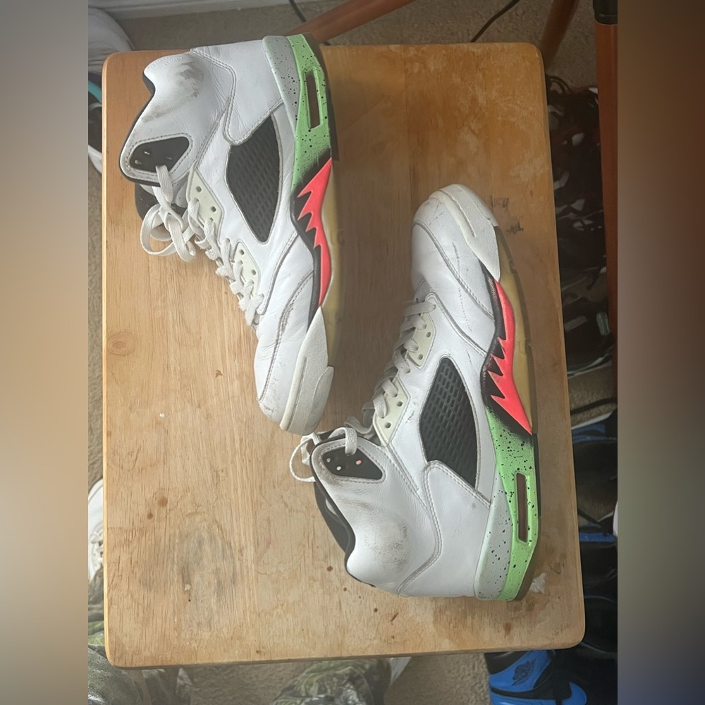 Jordan 5 - size 10 beaters used them a lot